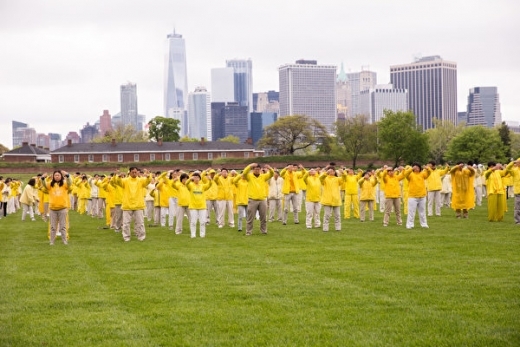 New York Dafa Day picture5